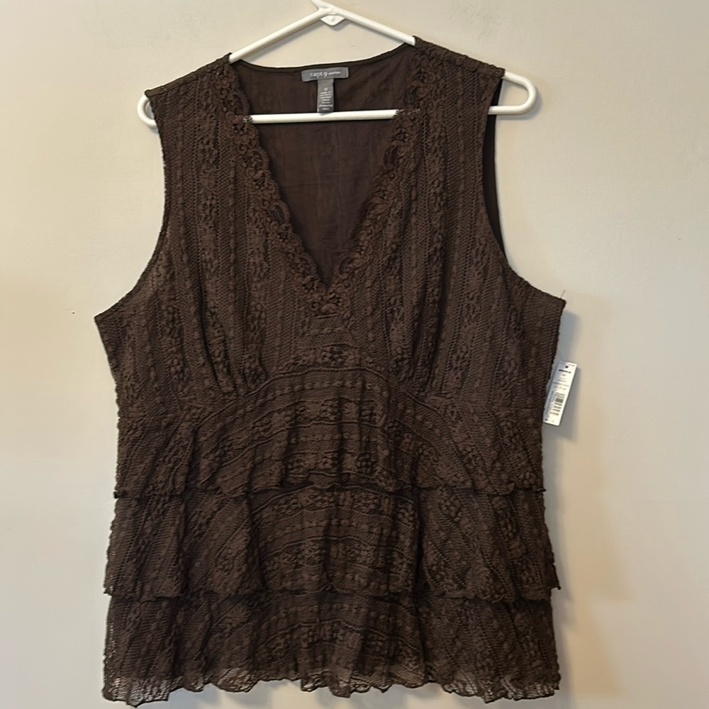 Apt 9 pullover brown multi layered pattern lace v-neck top sleeveles size 1X NWT